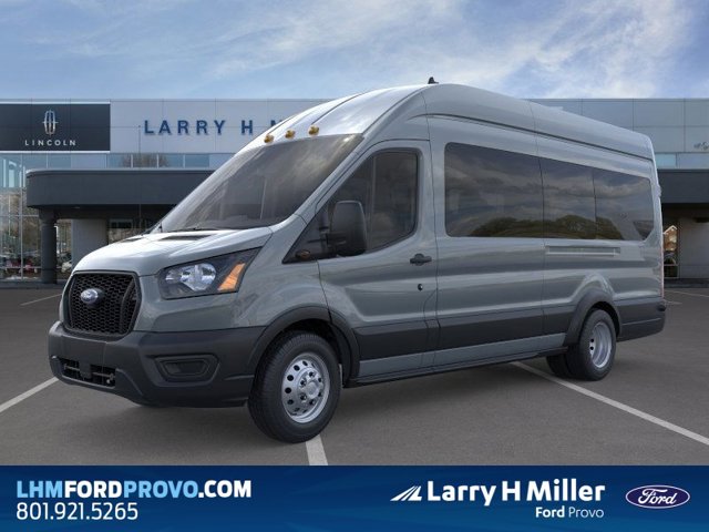2025 Ford Transit Passenger Wagon XL