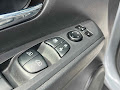2022 Nissan Kicks SR